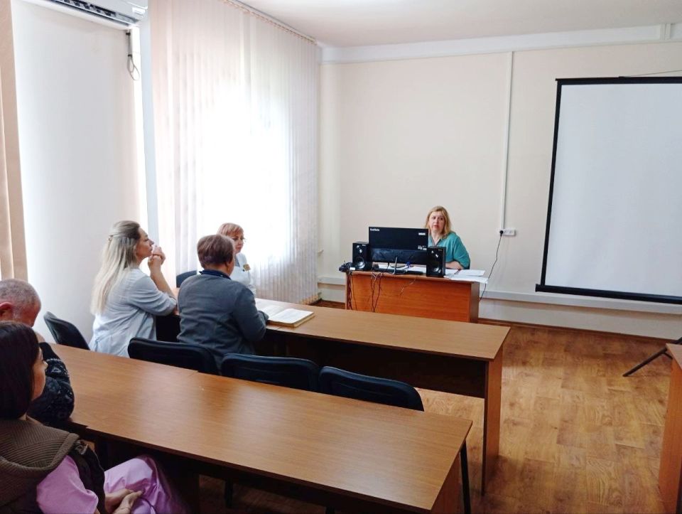 В Луганской городской больнице № 1 прошло врачебное занятие В Луганской городской больнице № 1 прошло врачебное занятие