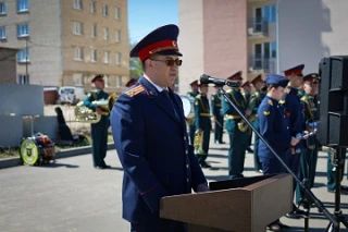 В Луганске сотрудники Следственного комитета России провели торжественные мероприятия, приуроченные ко Дню Победы В Луганске сотрудники Следственного комитета России провели торжественные мероприятия, приуроченные ко Дню Победы