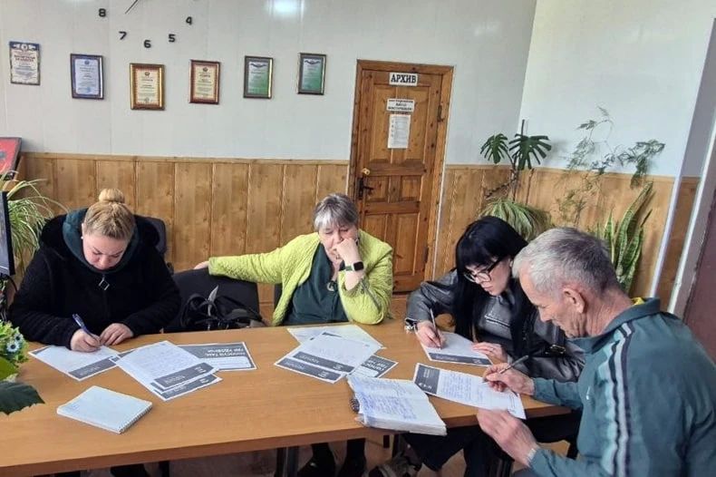 В пгт Шахтёрский ознакомились с просветительской эстафетой «Мои финансы» В пгт Шахтёрский ознакомились с просветительской эстафетой «Мои финансы»