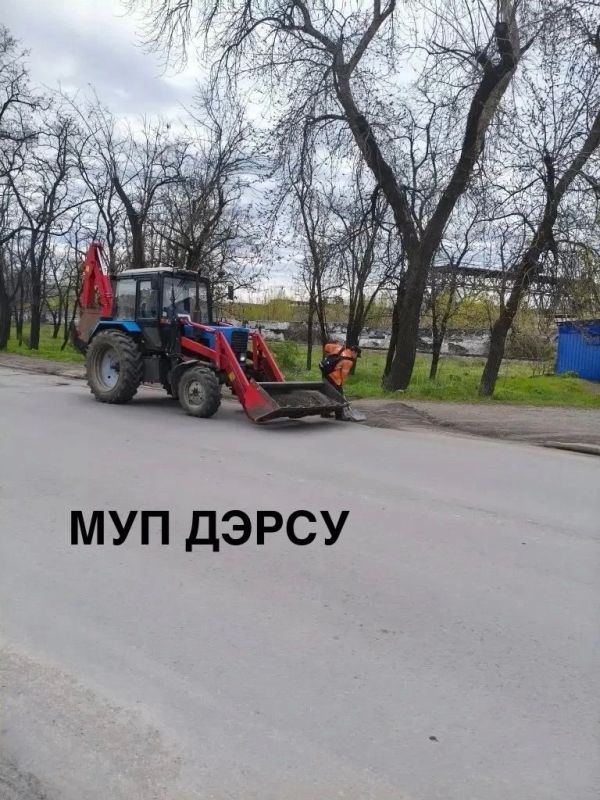 За период с 27 по 30 апреля работниками МУП "ДЭРСУ" были выполнены следующие работы: За период с 27 по 30 апреля работниками МУП "ДЭРСУ" были выполнены следующие работы: