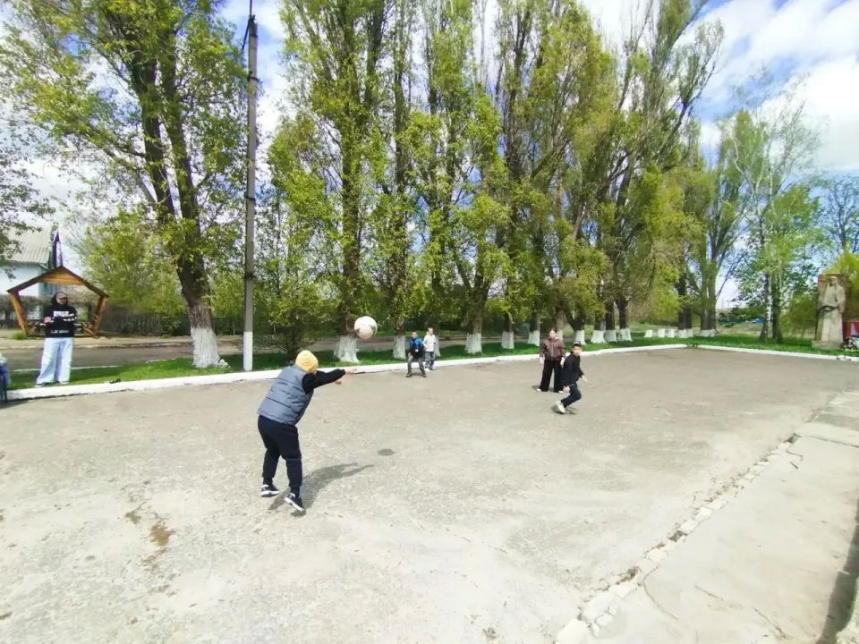 01.05.2026г. в МБУ «Дом культуры п. Широкий» состоялась развлекательная программа «Весёлый Первомай » 01.05.2026г. в МБУ «Дом культуры п. Широкий» состоялась развлекательная программа «Весёлый Первомай »