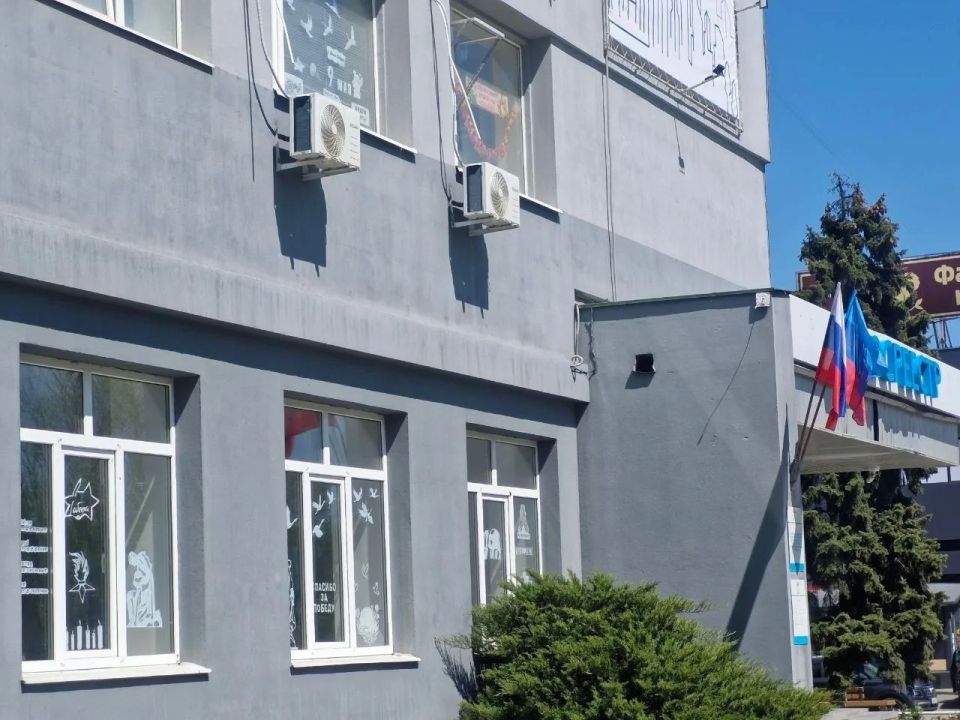 Управление Росреестра по ЛНР присоединилось к акции «Окна Победы» Управление Росреестра по ЛНР присоединилось к акции «Окна Победы»