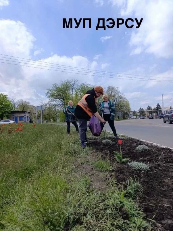 За период с 27 по 30 апреля работниками МУП "ДЭРСУ" были выполнены следующие работы: За период с 27 по 30 апреля работниками МУП "ДЭРСУ" были выполнены следующие работы: