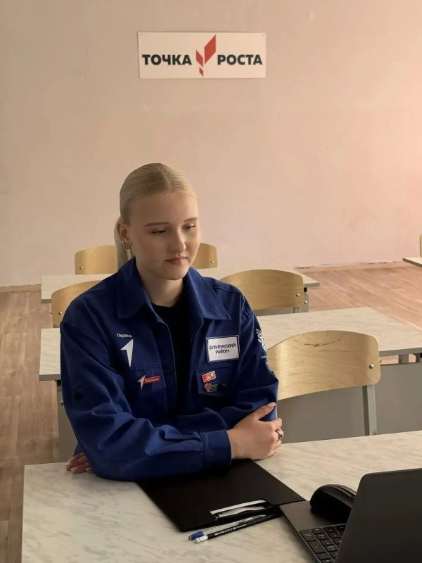 Сегодня в дистанционном формате председатель Совета Первых Бузулукского района Оренбуржья Полина Милова провела интерактивный квиз «Своя игра Сегодня в дистанционном формате председатель Совета Первых Бузулукского района Оренбуржья Полина Милова провела интерактивный квиз «Своя игра