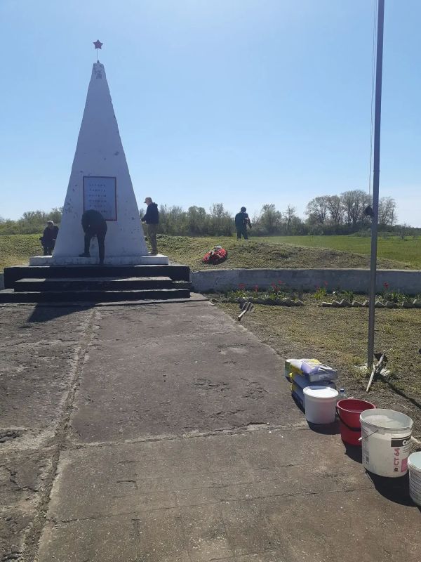 В рамках акции «Чистая Республика» на территории Великочерниговского отдела жизнеобеспечения проведён ряд мероприятий по наведению чистоты и порядка на общественных территориях, включая территории памятников в сёлах Великая... В рамках акции «Чистая Республика» на территории Великочерниговского отдела жизнеобеспечения проведён ряд мероприятий по наведению чистоты и порядка на общественных территориях, включая территории памятников в сёлах Великая...