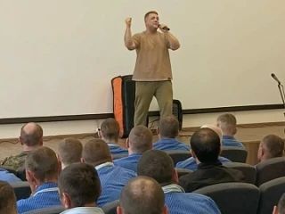 В Луганске сотрудники Следственного комитета России провели торжественные мероприятия, приуроченные ко Дню Победы В Луганске сотрудники Следственного комитета России провели торжественные мероприятия, приуроченные ко Дню Победы
