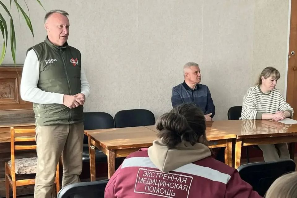 Спасибо за пульс жизни: красноярские коллеги поздравили наших сотрудников скорой с профессиональным праздником Спасибо за пульс жизни: красноярские коллеги поздравили наших сотрудников скорой с профессиональным праздником