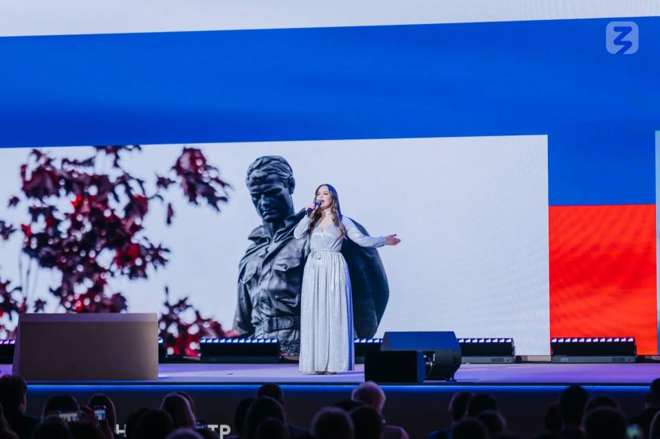 Авторы из ЛНР стали финалистами конкурса песенной поэзии Общества «Знание» Авторы из ЛНР стали финалистами конкурса песенной поэзии Общества «Знание»