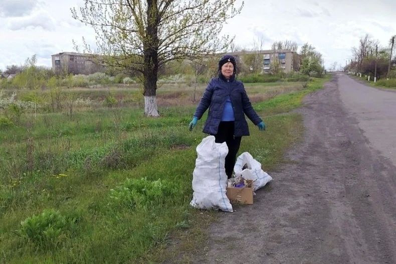 Субботник – это добрая традиция, объединяющая коллективы Субботник – это добрая традиция, объединяющая коллективы