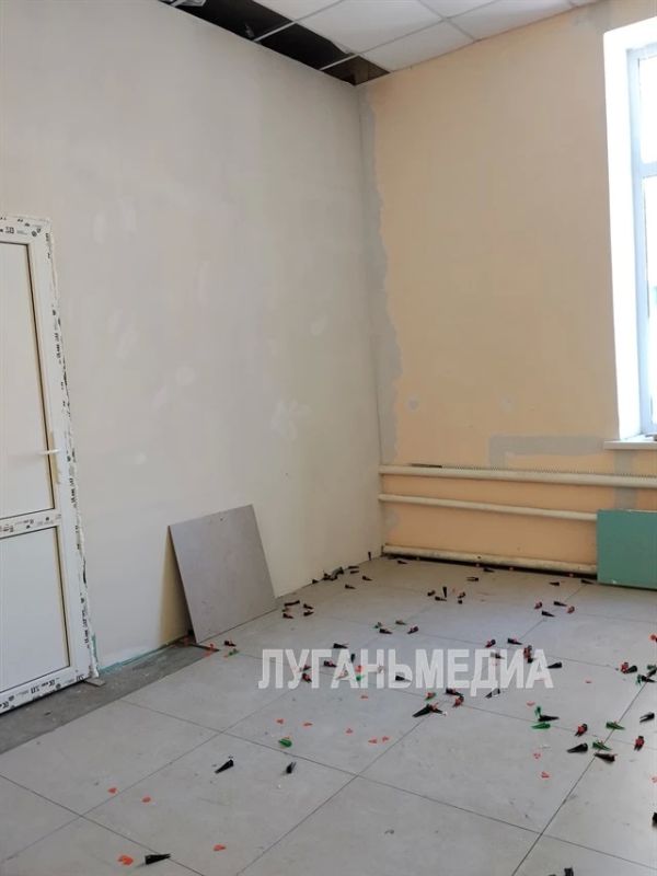 В Белокуракинской детской библиотеке начался капитальный ремонт В Белокуракинской детской библиотеке начался капитальный ремонт