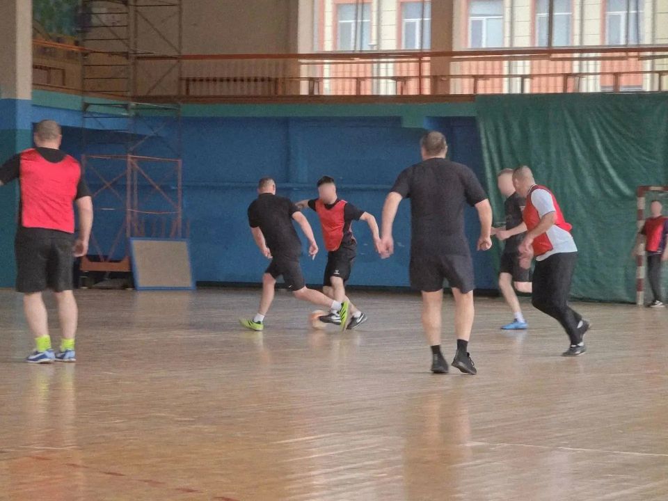 Сотрудники ИК №1 УФСИН России по Луганской Народной Республике приняли участие в товарищеском матче по мини-футболу Сотрудники ИК №1 УФСИН России по Луганской Народной Республике приняли участие в товарищеском матче по мини-футболу