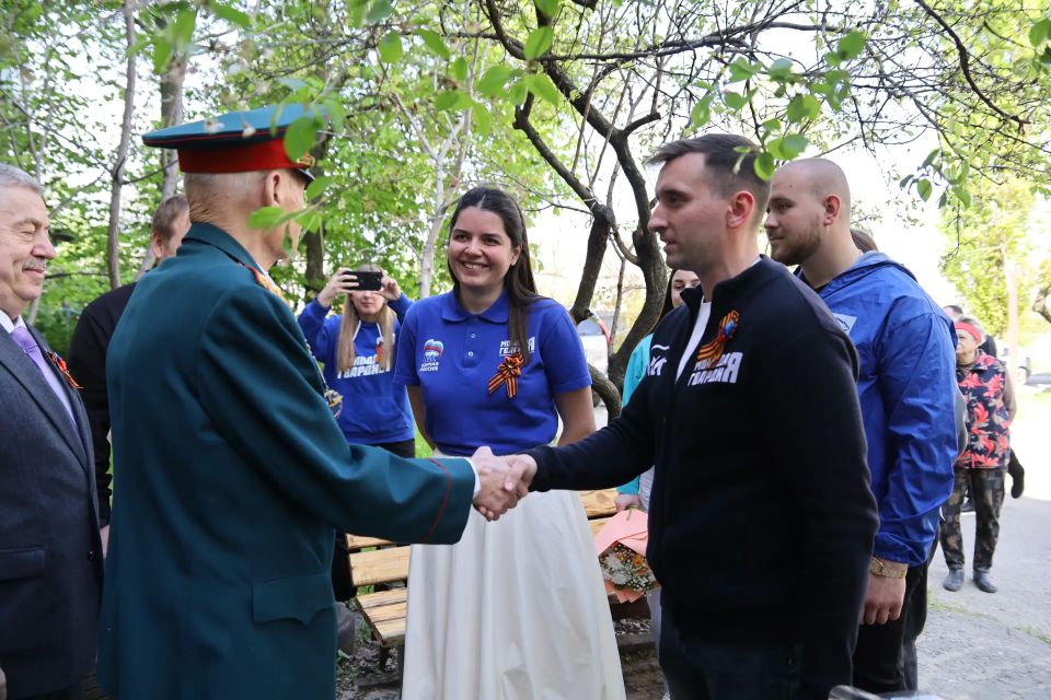 Ко Дню Победы по всей стране стартовала акция «Подарок ветерану» Ко Дню Победы по всей стране стартовала акция «Подарок ветерану»