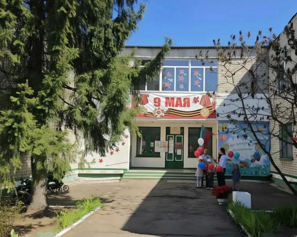 В преддверии 9 Мая образовательные организации Краснолучского городского округа активно включились в проведение Всероссийских патриотических акций, посвященных подвигу советского народа в Великой Отечественной войне В преддверии 9 Мая образовательные организации Краснолучского городского округа активно включились в проведение Всероссийских патриотических акций, посвященных подвигу советского народа в Великой Отечественной войне