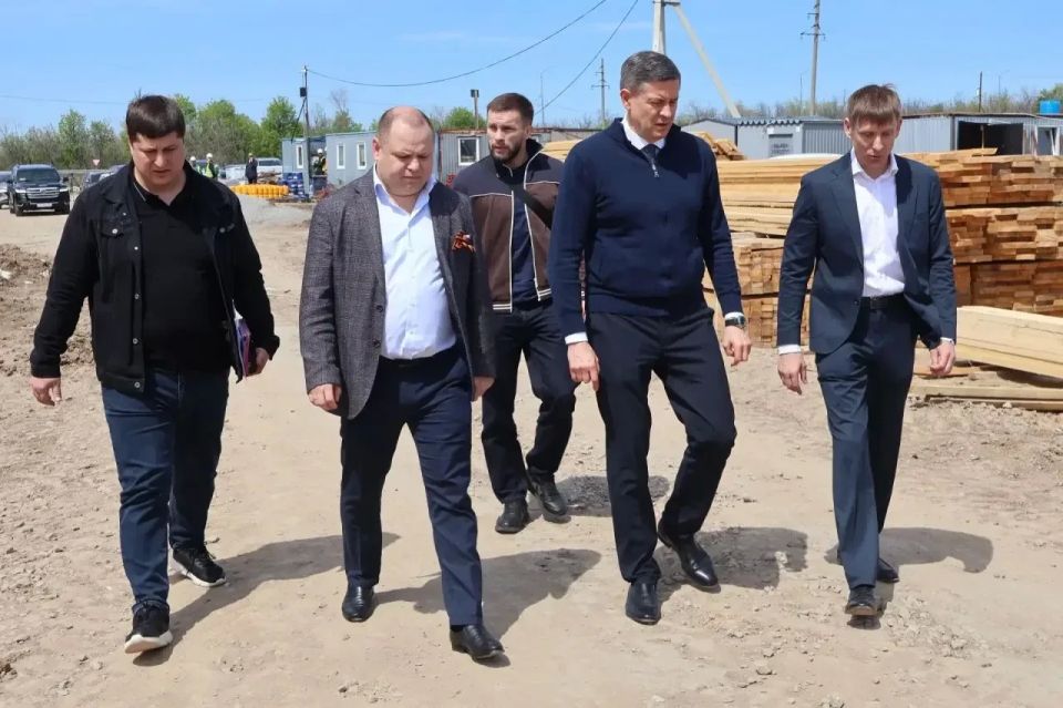 Микрорайон на 200 коттеджей с ценой от 100 тысяч рублей за квадрат появятся на окраине Луганска Микрорайон на 200 коттеджей с ценой от 100 тысяч рублей за квадрат появятся на окраине Луганска