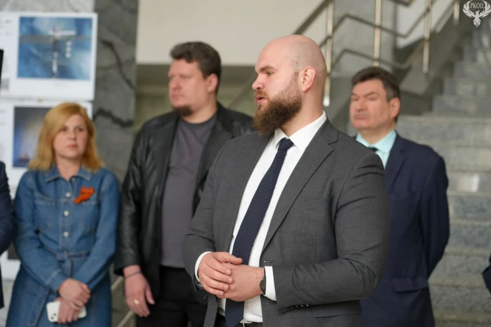 В Далевском университете открылась выставка о борьбе за суверенитет России В Далевском университете открылась выставка о борьбе за суверенитет России