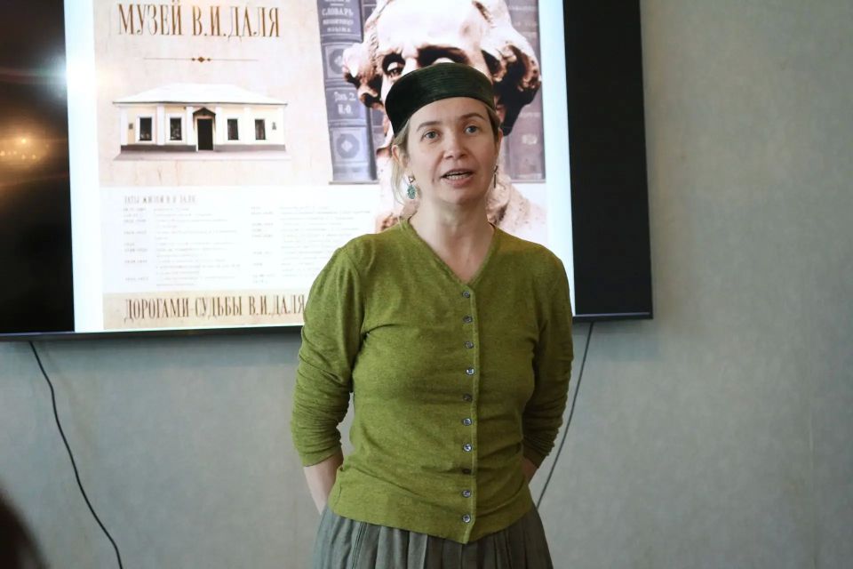 «Люби язык, как Даль его любил»: в Луганске прошла поэтическая акция, посвящённая 225-летию великого собирателя слов «Люби язык, как Даль его любил»: в Луганске прошла поэтическая акция, посвящённая 225-летию великого собирателя слов