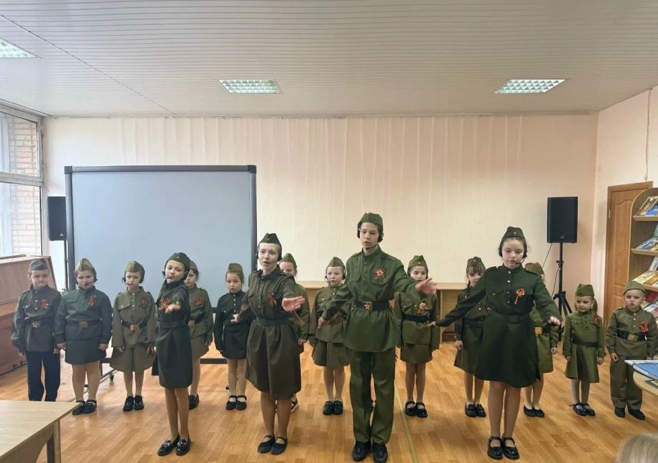 В молодежной библиотеке состоялась концертная программа «Патриотическое музыкалити» В молодежной библиотеке состоялась концертная программа «Патриотическое музыкалити»