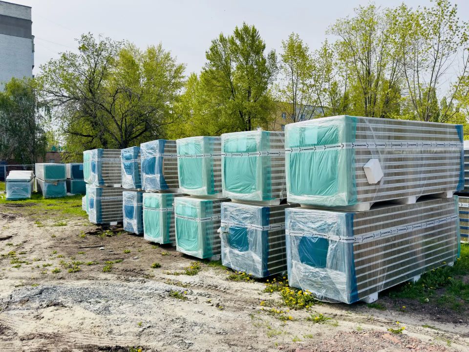 В поселке Юбилейном строят физкультурно-оздоровительный комплекс по народной программе Единой России В поселке Юбилейном строят физкультурно-оздоровительный комплекс по народной программе Единой России