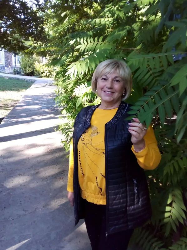 Делом едины. Татьяна Конфедерат: 40 лет на страже комфорта жителей В рубрике «Делом едины» мы рассказываем о людях, чей труд, профессионализм и преданность делу делают жизнь в нашем регионе комфортнее и безопаснее Делом едины. Татьяна Конфедерат: 40 лет на страже комфорта жителей В рубрике «Делом едины» мы рассказываем о людях, чей труд, профессионализм и преданность делу делают жизнь в нашем регионе комфортнее и безопаснее