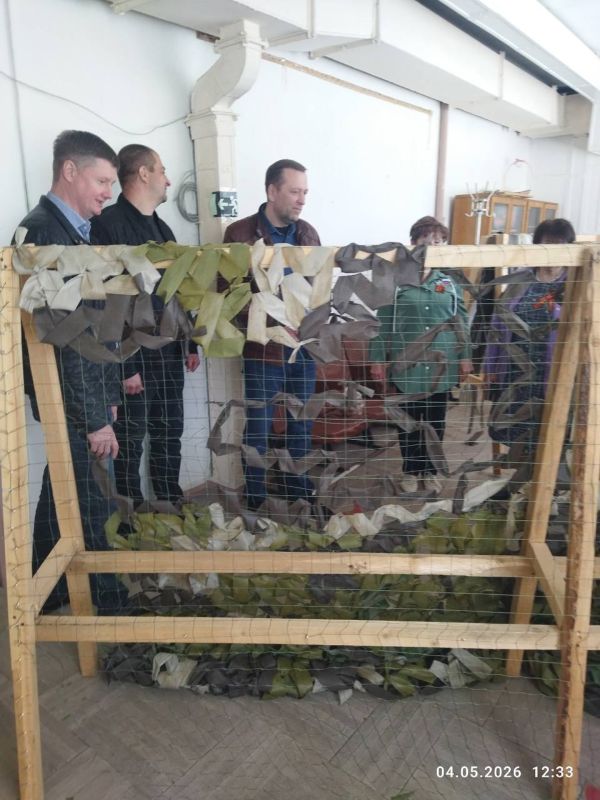 04.05.2026 депутаты Краснодонского муниципального округа Короленко Сергей и Гринь Сергей, а также председатель блока В.В. Жириновского в Краснодонском муниципальном округе Чеботарев Игорь посетили ветеранскую организацию г.... 04.05.2026 депутаты Краснодонского муниципального округа Короленко Сергей и Гринь Сергей, а также председатель блока В.В. Жириновского в Краснодонском муниципальном округе Чеботарев Игорь посетили ветеранскую организацию г....