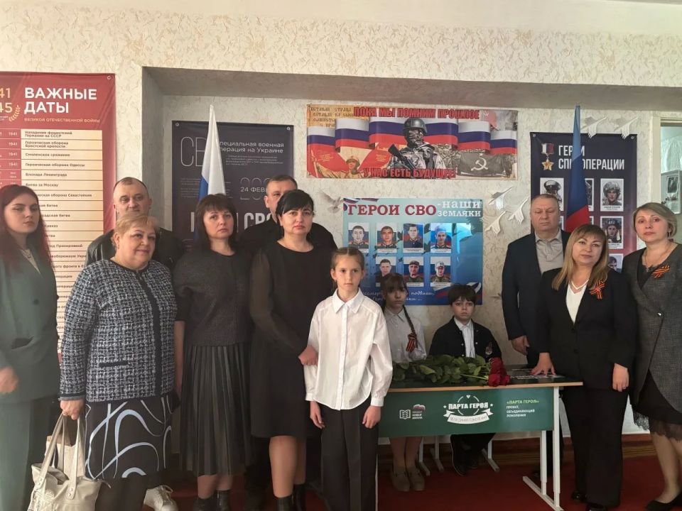 Память о героях жива в наших сердцах Память о героях жива в наших сердцах