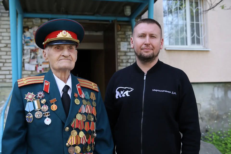 Встречи с ветеранами очень ценны, ведь они показывают неразрывную связь поколений – Денис Мирошниченко Встречи с ветеранами очень ценны, ведь они показывают неразрывную связь поколений – Денис Мирошниченко
