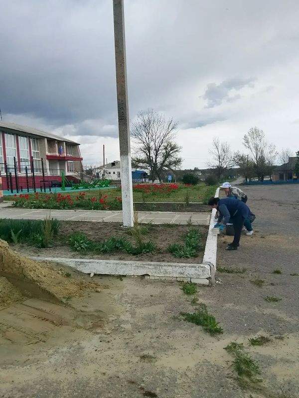 С целью обеспечения благоприятной среды и подготовки к предстоящим майским праздникам на территории отдела жизнеобеспечения села Благовка продолжаются работы по благоустройству С целью обеспечения благоприятной среды и подготовки к предстоящим майским праздникам на территории отдела жизнеобеспечения села Благовка продолжаются работы по благоустройству