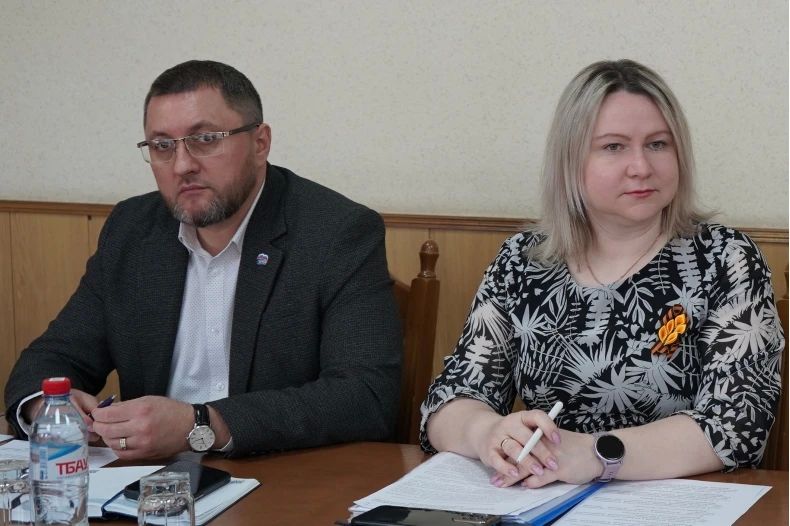 Состоялось заседание постоянной комиссии Совета депутатов по правовой политике и связям с общественностью Состоялось заседание постоянной комиссии Совета депутатов по правовой политике и связям с общественностью