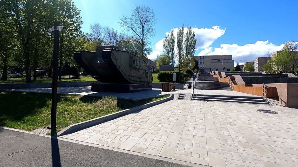 Казаки ЛНР задействованы в охране общественного порядка в праздничные дни мая Казаки ЛНР задействованы в охране общественного порядка в праздничные дни мая