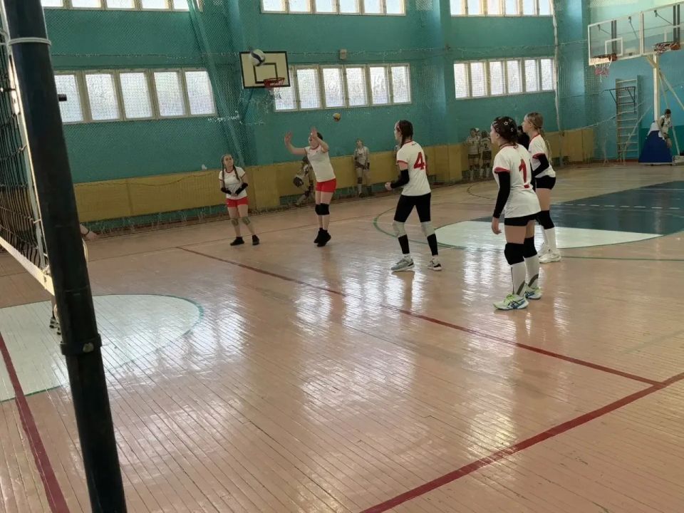Волейболистки Лутугинской спортшколы завоевали бронзу на турнире в Донецке Волейболистки Лутугинской спортшколы завоевали бронзу на турнире в Донецке