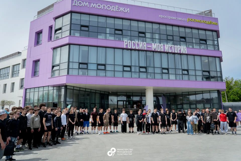 Двор Дома молодёжи стал площадкой для финала Битвы Титанов Двор Дома молодёжи стал площадкой для финала Битвы Титанов