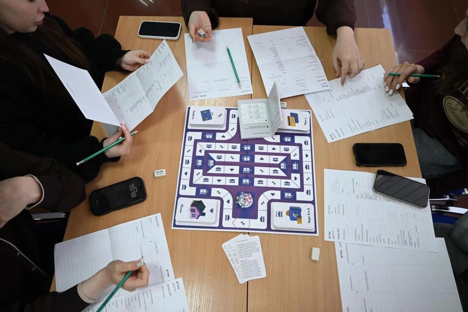 ПСБ совместно с Минфином России и РЭУ им. Г.В. Плеханова провёл форум «Финансовая грамотность на новых территориях» ПСБ совместно с Минфином России и РЭУ им. Г.В. Плеханова провёл форум «Финансовая грамотность на новых территориях»