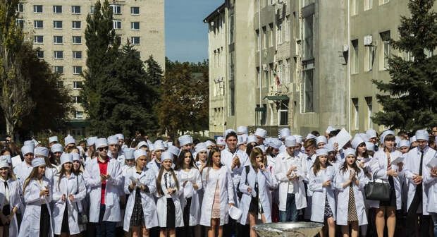 Моему родному Луганскому государственному медицинскому университету имени Святителя Луки — 70 лет! Моему родному Луганскому государственному медицинскому университету имени Святителя Луки — 70 лет!