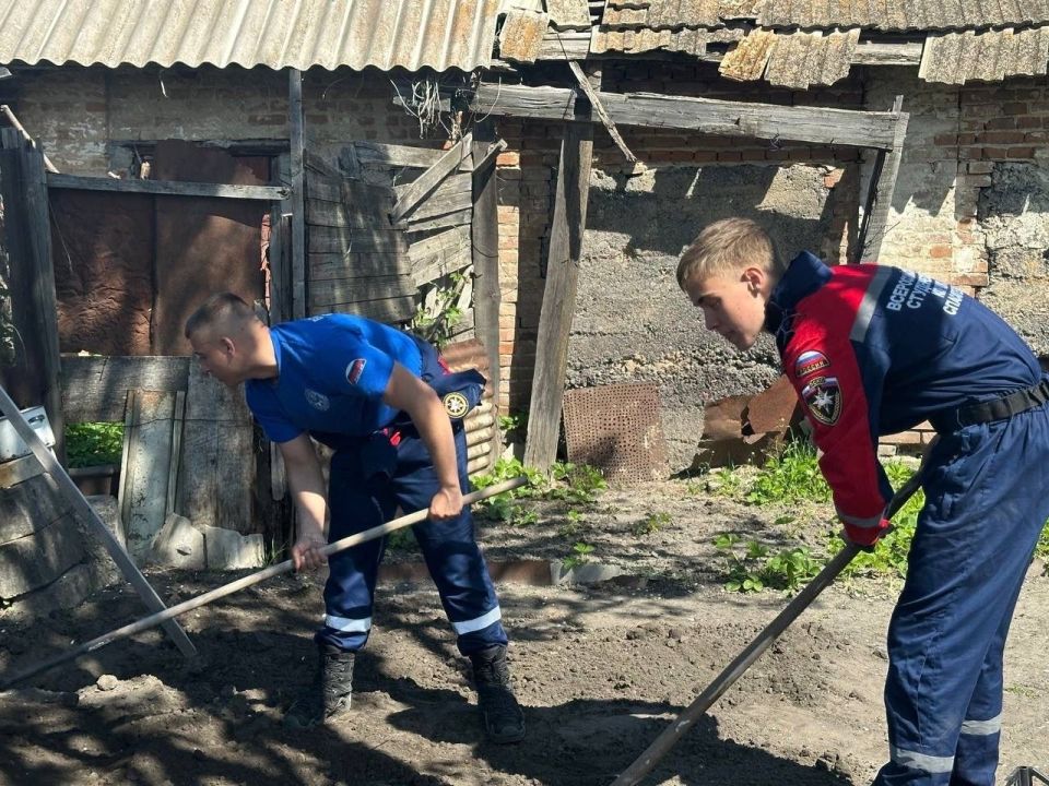 Помощь делом: «Ворошиловец-2» в гостях у ветерана! Помощь делом: «Ворошиловец-2» в гостях у ветерана!