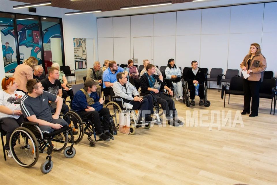 В республике осуществляется проект обучения вождению ветеранов СВО с инвалидностью В республике осуществляется проект обучения вождению ветеранов СВО с инвалидностью