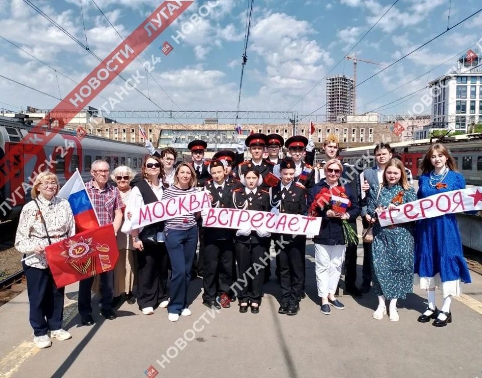 Москва встречает героя из Луганска! Москва встречает героя из Луганска!
