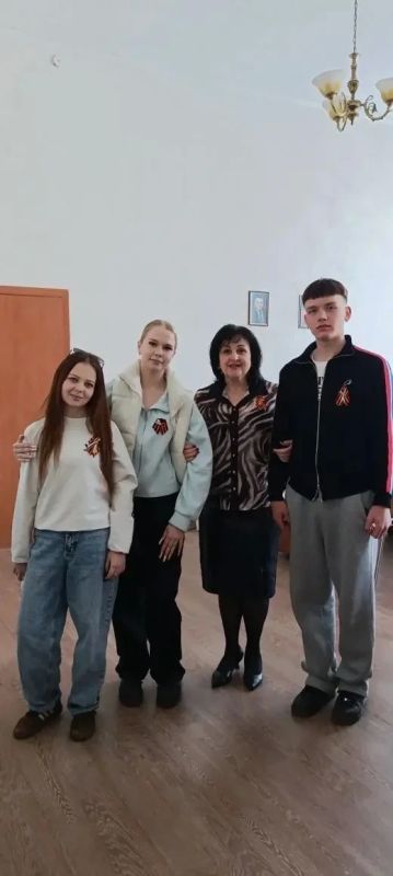 Георгиевская лента объединяет стахановчан Георгиевская лента объединяет стахановчан