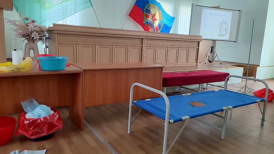 В Луганском центре медицины катастроф прошло ежегодное тренировочное занятие В Луганском центре медицины катастроф прошло ежегодное тренировочное занятие