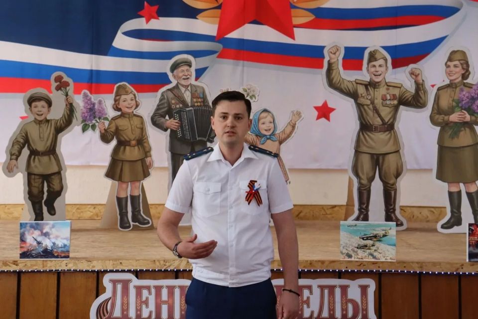 Сегодня прошел патриотический классный час, посвященный Дню Победы – 9 мая Сегодня прошел патриотический классный час, посвященный Дню Победы – 9 мая