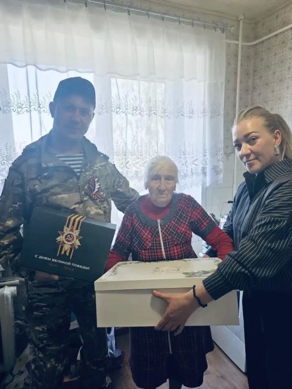 В преддверии Дня защитника Отечества в Рубежном состоялось торжественное мероприятие, организованное сотрудницей Администрацией города совместно с участниками специальной военной операции В преддверии Дня защитника Отечества в Рубежном состоялось торжественное мероприятие, организованное сотрудницей Администрацией города совместно с участниками специальной военной операции
