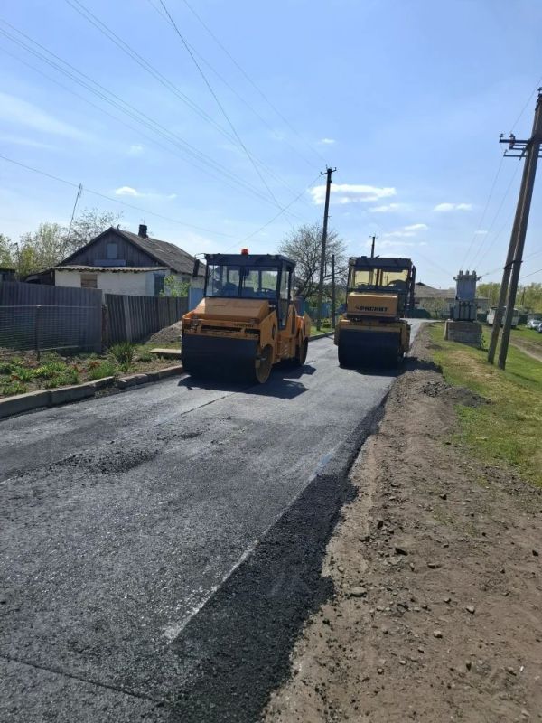 В Белокуракинском округе ремонтируют дороги В Белокуракинском округе ремонтируют дороги