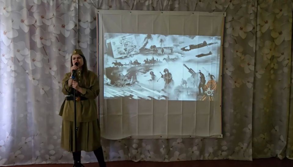 В структурных подразделениях Молодогвардейского Дворца культуры «Юность» прошли тематические патриотические мероприятия, посвященные Дню Победы В структурных подразделениях Молодогвардейского Дворца культуры «Юность» прошли тематические патриотические мероприятия, посвященные Дню Победы