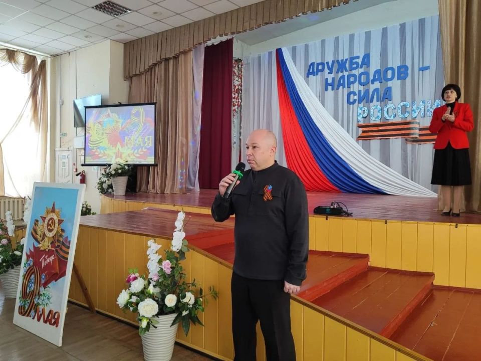 Концерт ко Дню Победы в Луганском техникуме-интернате Концерт ко Дню Победы в Луганском техникуме-интернате