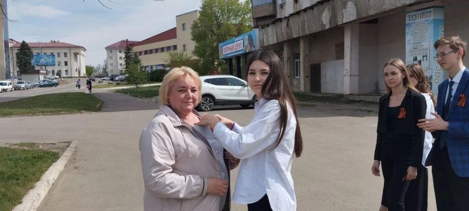 Вдохновение и память: патриотические акции в Молодогвардейской школе Вдохновение и память: патриотические акции в Молодогвардейской школе
