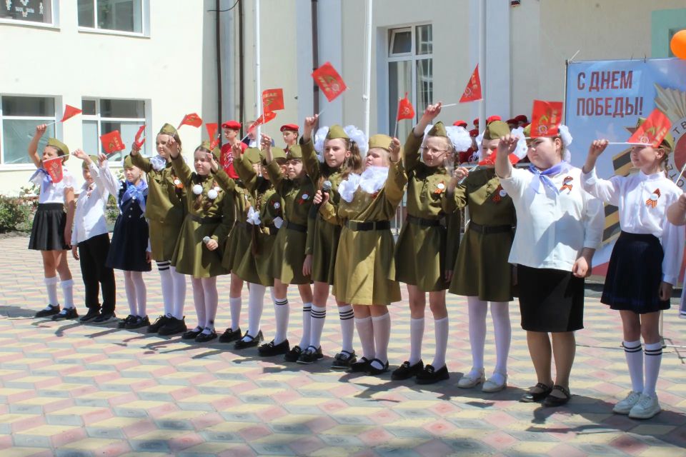 В преддверии 9 мая в Беловодской средней школе № 1 прошли мероприятия посвященные Дню Победы В преддверии 9 мая в Беловодской средней школе № 1 прошли мероприятия посвященные Дню Победы
