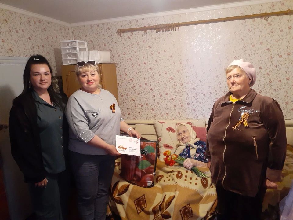 В преддверии празднования Дня Победы на территории Великочерниговского отдела жизнеобеспечения, сотрудники отдела, СДК, поздравили ветеранов ВОВ, ликвидаторов Чернобыльской катастрофы, воинов интернационалистов Афганцев В преддверии празднования Дня Победы на территории Великочерниговского отдела жизнеобеспечения, сотрудники отдела, СДК, поздравили ветеранов ВОВ, ликвидаторов Чернобыльской катастрофы, воинов интернационалистов Афганцев