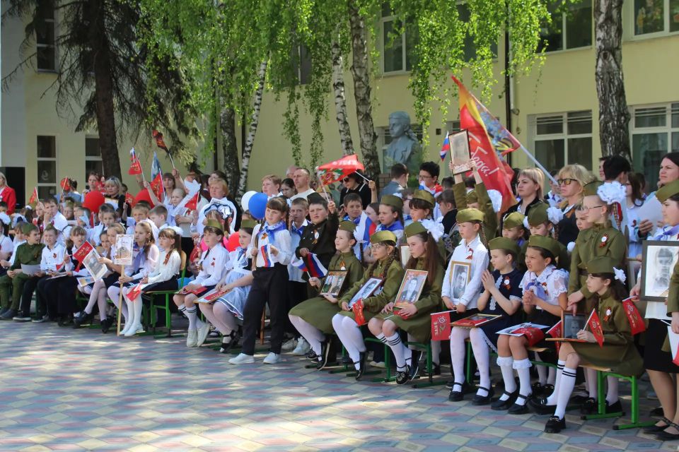 В преддверии 9 мая в Беловодской средней школе № 1 прошли мероприятия посвященные Дню Победы В преддверии 9 мая в Беловодской средней школе № 1 прошли мероприятия посвященные Дню Победы