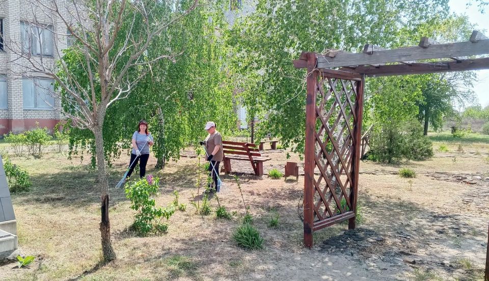 Мы - за чистое село!. Таков был слоган этой недели сотрудников Передельского отдела жизнеобеспечения Мы - за чистое село!. Таков был слоган этой недели сотрудников Передельского отдела жизнеобеспечения