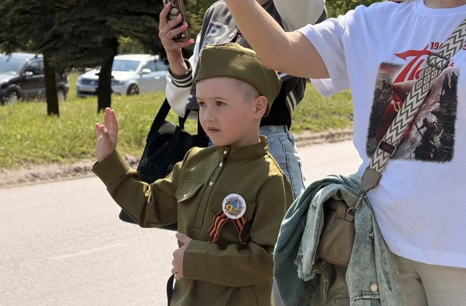 Дарья Лантратова: Парад для одного человека? Почему бы нет, если этот человек - ветеран Великой Отечественной войны Дарья Лантратова: Парад для одного человека? Почему бы нет, если этот человек - ветеран Великой Отечественной войны
