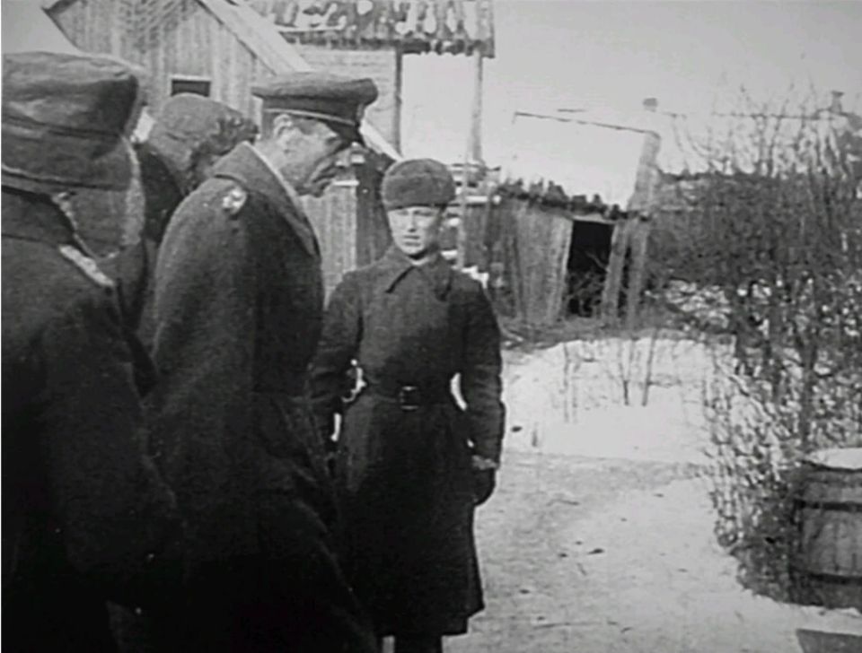 В преддверии Дня Великой Победы Антрацитовский исторический музей продолжает публикацию заметок о наших героических земляках В преддверии Дня Великой Победы Антрацитовский исторический музей продолжает публикацию заметок о наших героических земляках